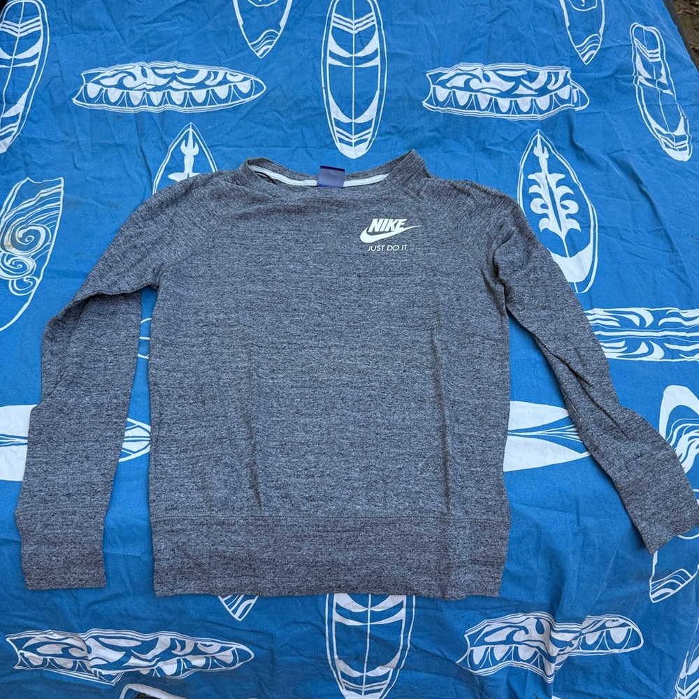 Nike Heather Gray Crewneck Sweatshirt
